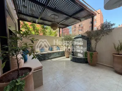 Modern furnished apartment for sale – City Center Gueliz – 3 minutes from Carré Eden