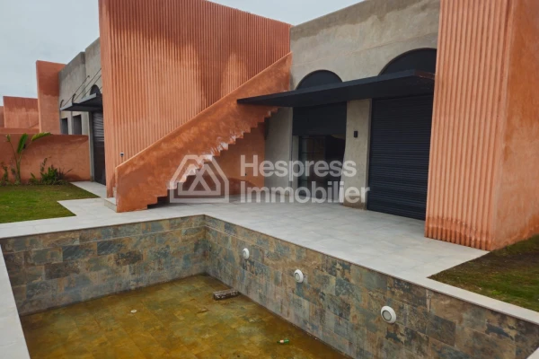 Luxurious single-storey villa for sale on Route de l'Ourika, km 7
