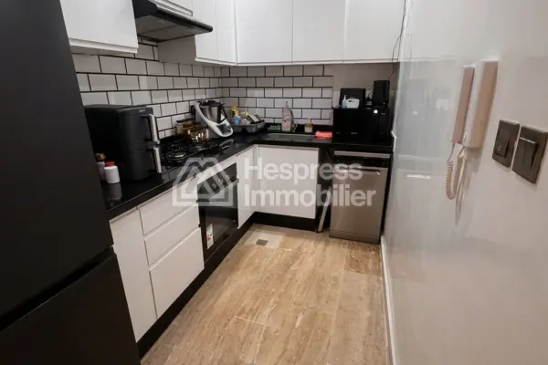 Appartement moderne à vendre – Quartier Camp Elghoul / Victor Hugo