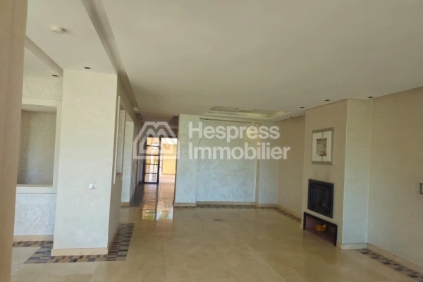 Luxury villa for sale in Prestigia