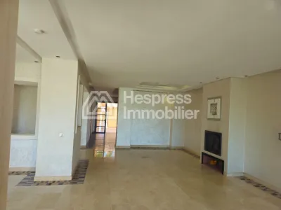 Luxury villa for sale in Prestigia