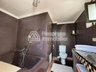 FOR SALE – Turnkey Riad with Title Between Derb Dabachi & Place des Épices
