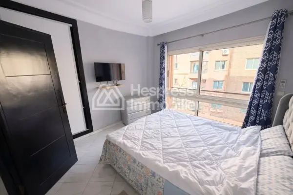 Appartement à vendre à Camp Al Ghoul. Petite surface 56 m². Pas d'ascenseur, grande terrasse