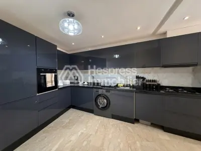 À VENDRE – Appartement Meublé Moderne à Gueliz