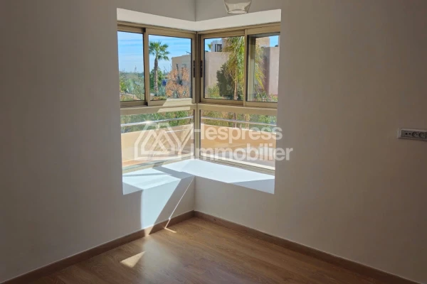 Luxury villa for sale in Prestigia