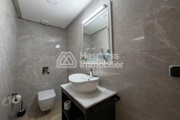 À VENDRE – Appartement Meublé Moderne à Gueliz