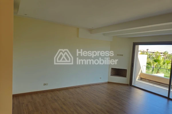 Luxury villa for sale in Prestigia