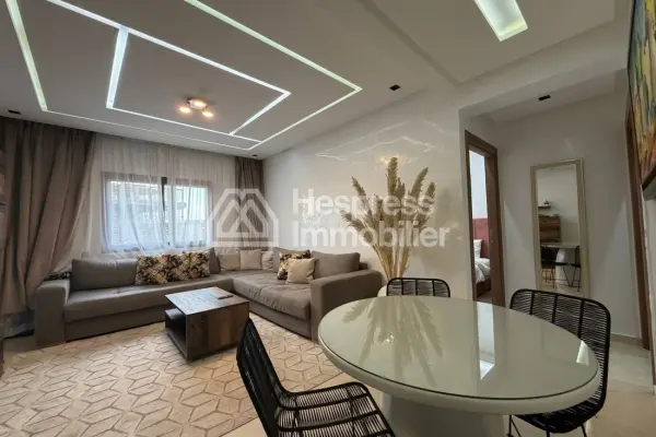 Très bel appartement à louer à Hivernage. 3 grands espaces de vie. Dressing