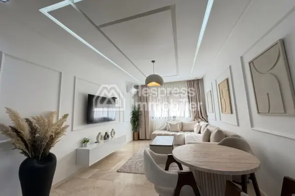 Apartment to purchase in Hivernage. 2 rooms. Furnishings