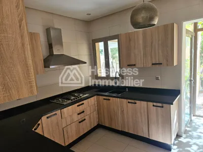 Luxury villa for sale in Prestigia