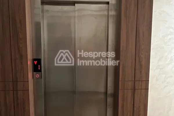 Magnifique appartement titre à Vendre à cote de l’aéroport