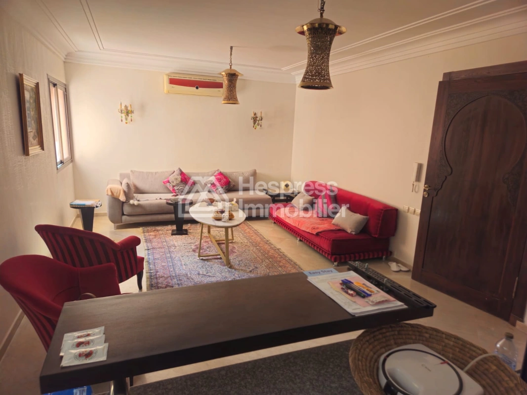 Beautiful studio apartment for sale in Gueliz , residence with swimming pool