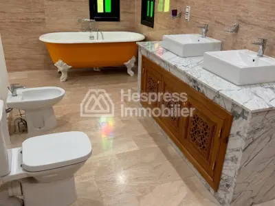 Vente villa de prestige à Marrakech. Meublée