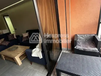 شقة مفروشة مع مسبح بالقرب من عمود وماكدونالدز