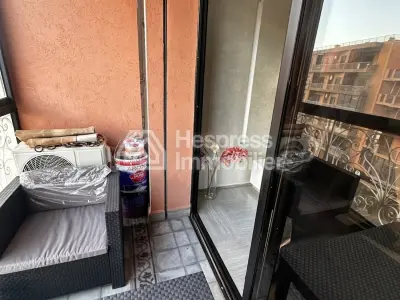 شقة مفروشة مع مسبح بالقرب من عمود وماكدونالدز