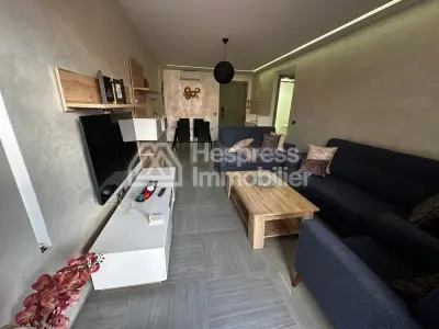 شقة مفروشة مع مسبح بالقرب من عمود وماكدونالدز