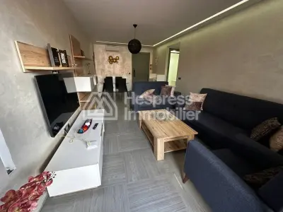 شقة مفروشة مع مسبح بالقرب من عمود وماكدونالدز