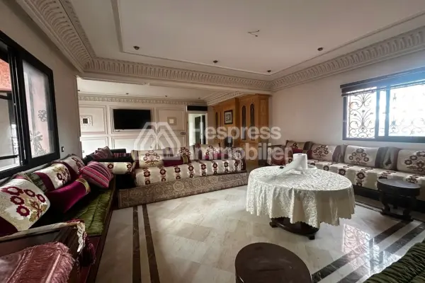 Luxury furnished 3-bedroom, 3-bathroom apartment in Gueliz