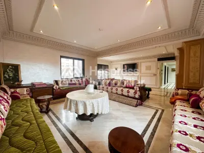 Luxury furnished 3-bedroom, 3-bathroom apartment in Gueliz