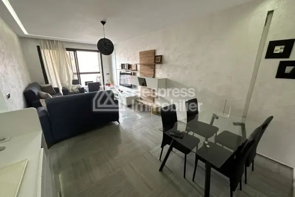 Apartment residence with pool near McDonald's and Amoud
