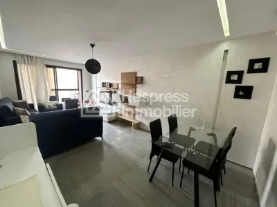Apartment residence with pool near McDonald's and Amoud