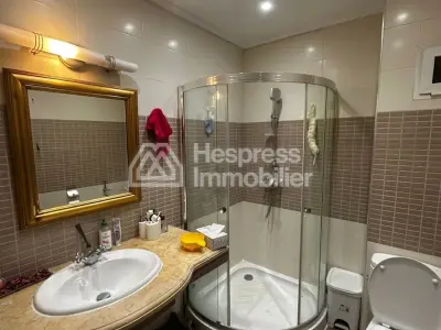 Beautiful studio apartment in Madame Plaza, between McDonald's and Marjane.