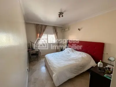 Furnished 3-bedroom apartment with living room and 2 bathrooms near Hilali in Gueliz