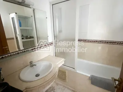 Furnished 3-bedroom apartment with living room and 2 bathrooms near Hilali in Gueliz
