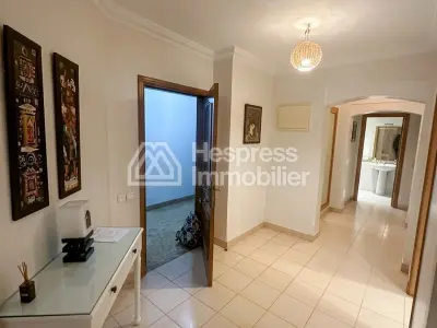 Furnished apartment Gueliz near Colisé cinema and train station