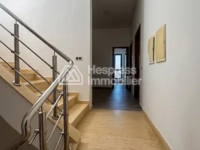 Magnigique villa 305m avec piscine à targa