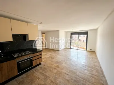 Apartment with 3 balconies in the center of Gueliz Edden Carey