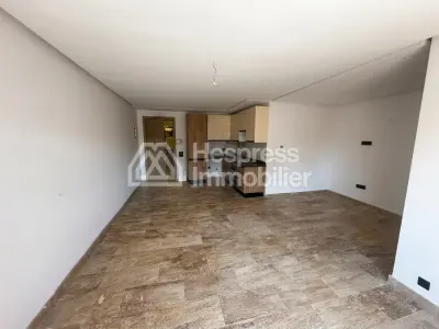 Apartment with 3 balconies in the center of Gueliz Edden Carey