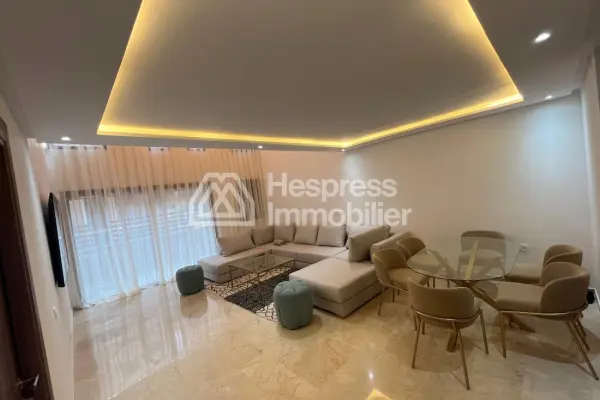 دوبلكس استثنائي في مجمع سكني مزود بمسبح