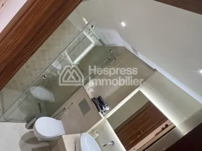 Exceptional duplex in a residence with swimming pool
