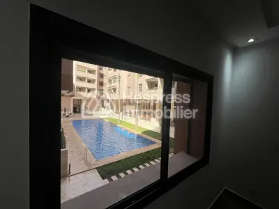 Exceptional duplex in a residence with swimming pool