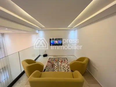 Exceptional duplex in a residence with swimming pool