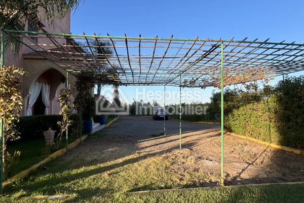 Titled property of 1.75 hectares – 22 km from Marrakech