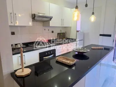 شقة مركزية ذات تراسات واسعة جليز