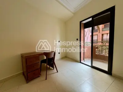 Appartement moderne rénové a louer route de casa