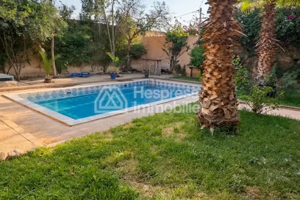 فيلا رائعة فارغة للإيجار Route de Ouarzazate