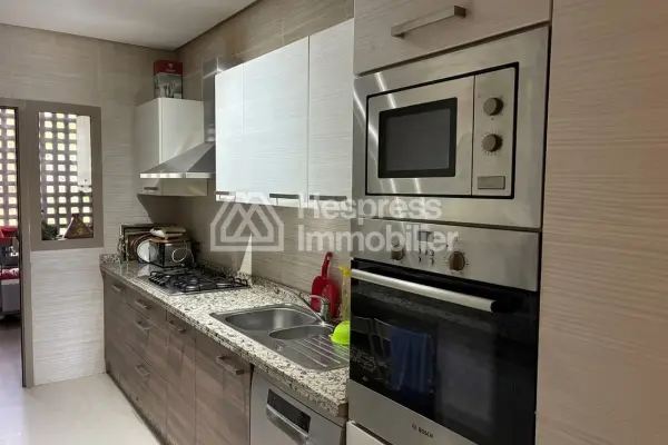 Appartement avec vue sur golf et atlas