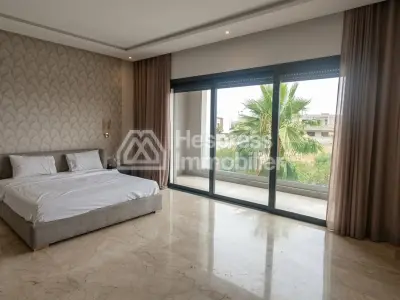 Exceptional villa with views of the Atlas Mountains