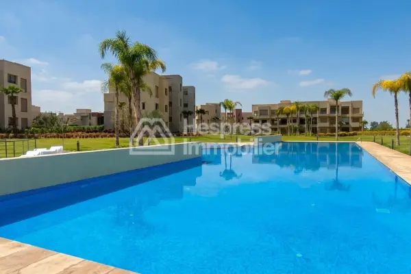Brand new, never-lived-in studio apartment in a golf resort