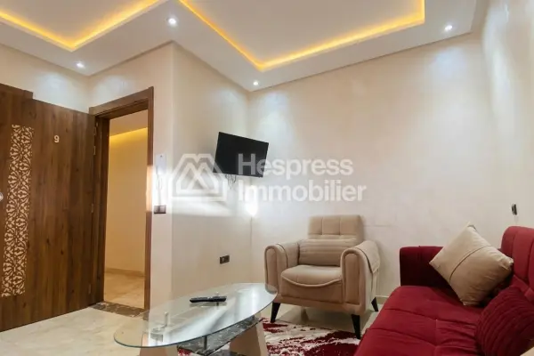 Furnished studio apartment opposite the train station