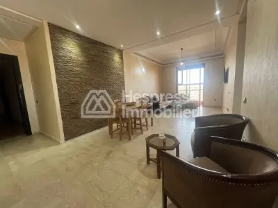 Résidence de lux avec piscine prêt de la gare