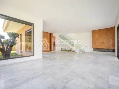 Luxueuse villa avec piscine à route d'ourika