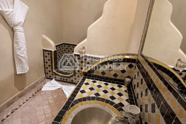 رياض ساحر للبيع في مراكش