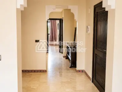 2-bedroom apartment with large terrace
