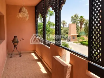 2-bedroom apartment with large terrace