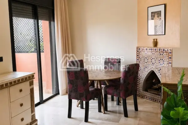 2-bedroom apartment with large terrace